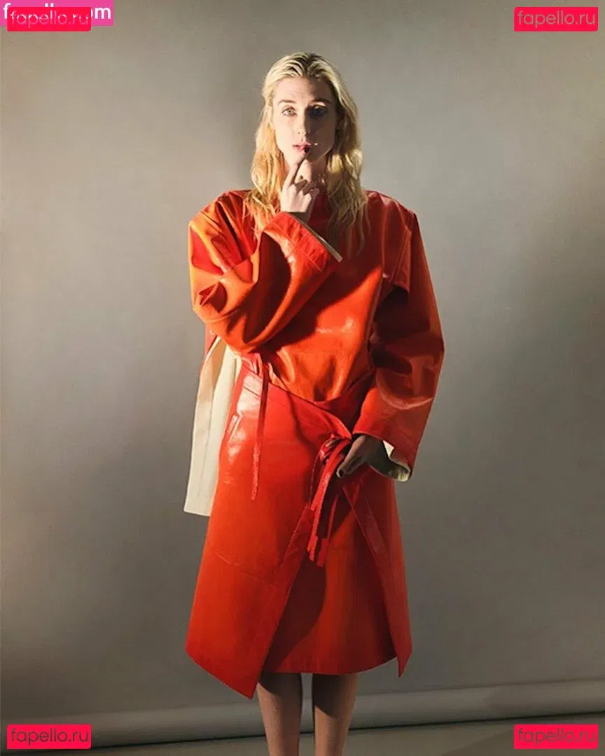 Elizabeth Debicki Onlyfans Photo Gallery 