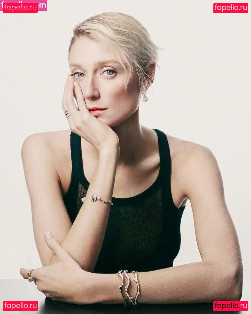 Elizabeth Debicki Onlyfans Photo Gallery 