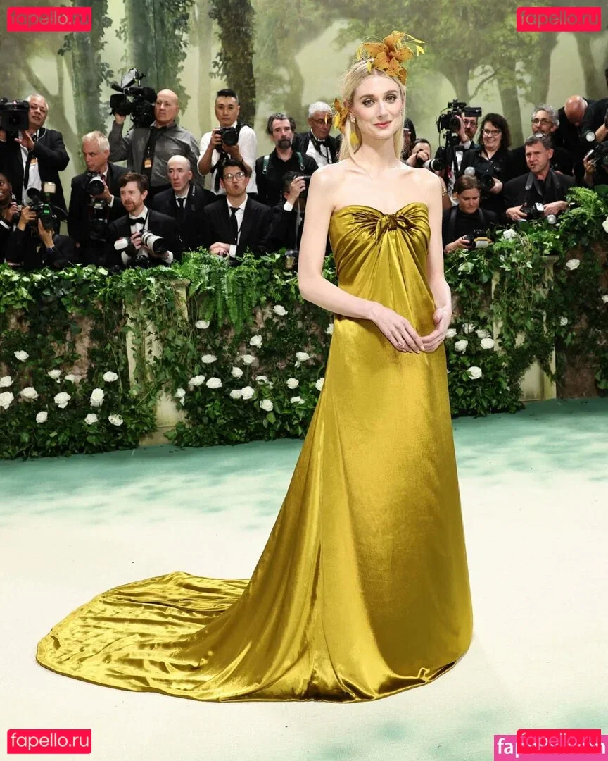Elizabeth Debicki Onlyfans Photo Gallery 