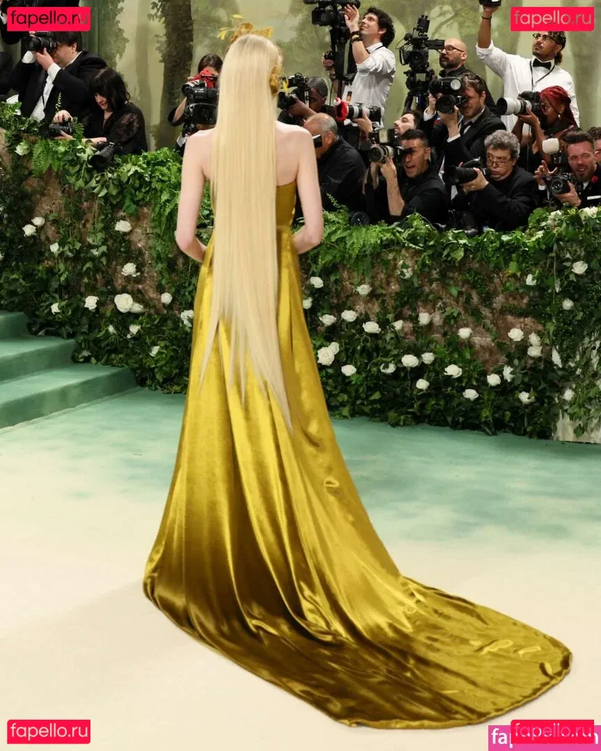 Elizabeth Debicki Onlyfans Photo Gallery 