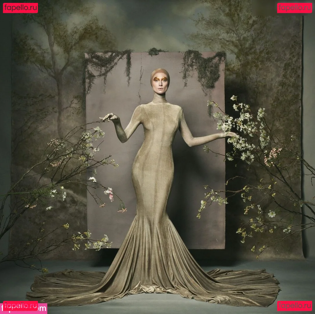 Elizabeth Debicki Onlyfans Photo Gallery 