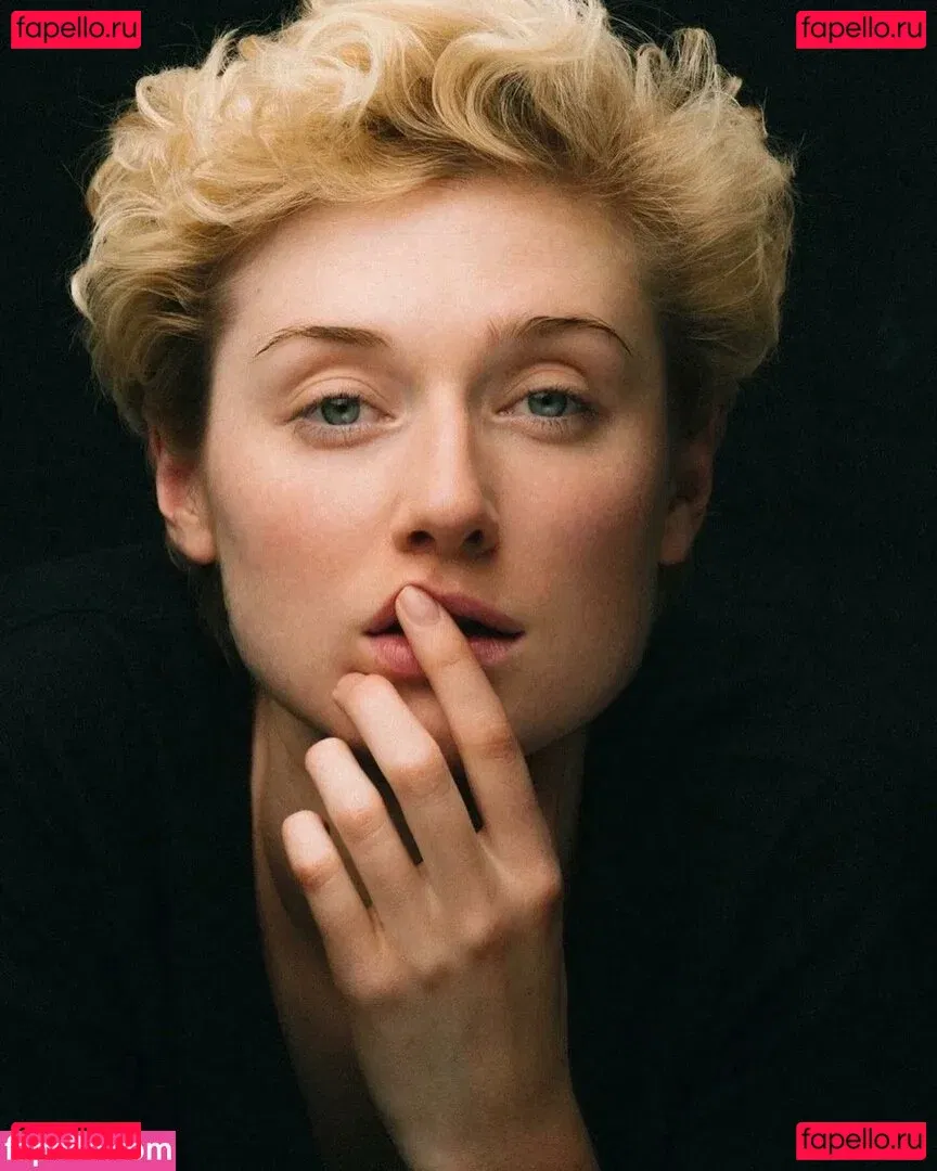 Elizabeth Debicki Onlyfans Photo Gallery 