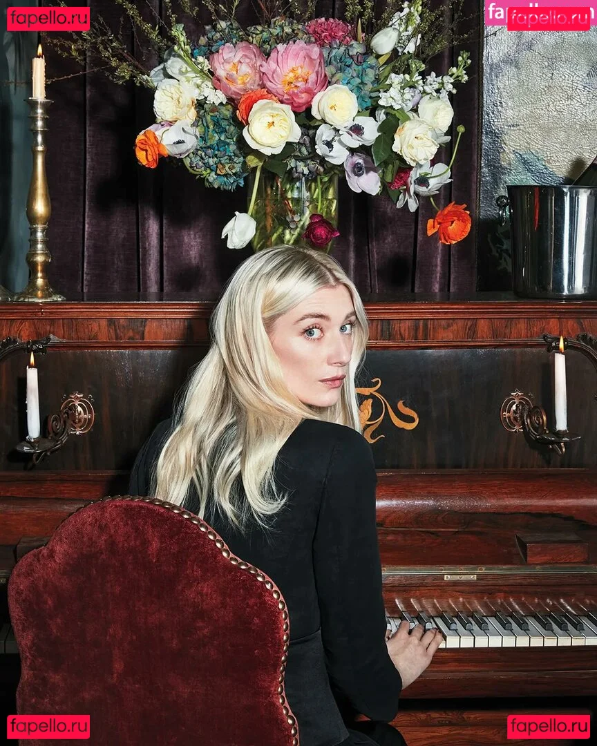 Elizabeth Debicki Onlyfans Photo Gallery 