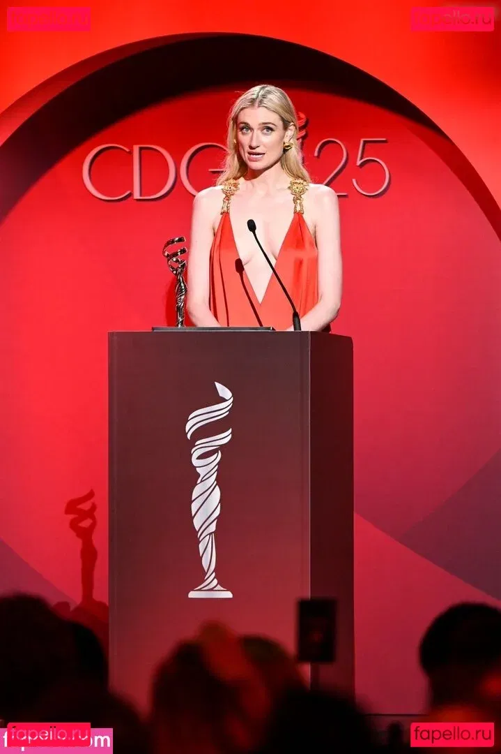 Elizabeth Debicki Onlyfans Photo Gallery 