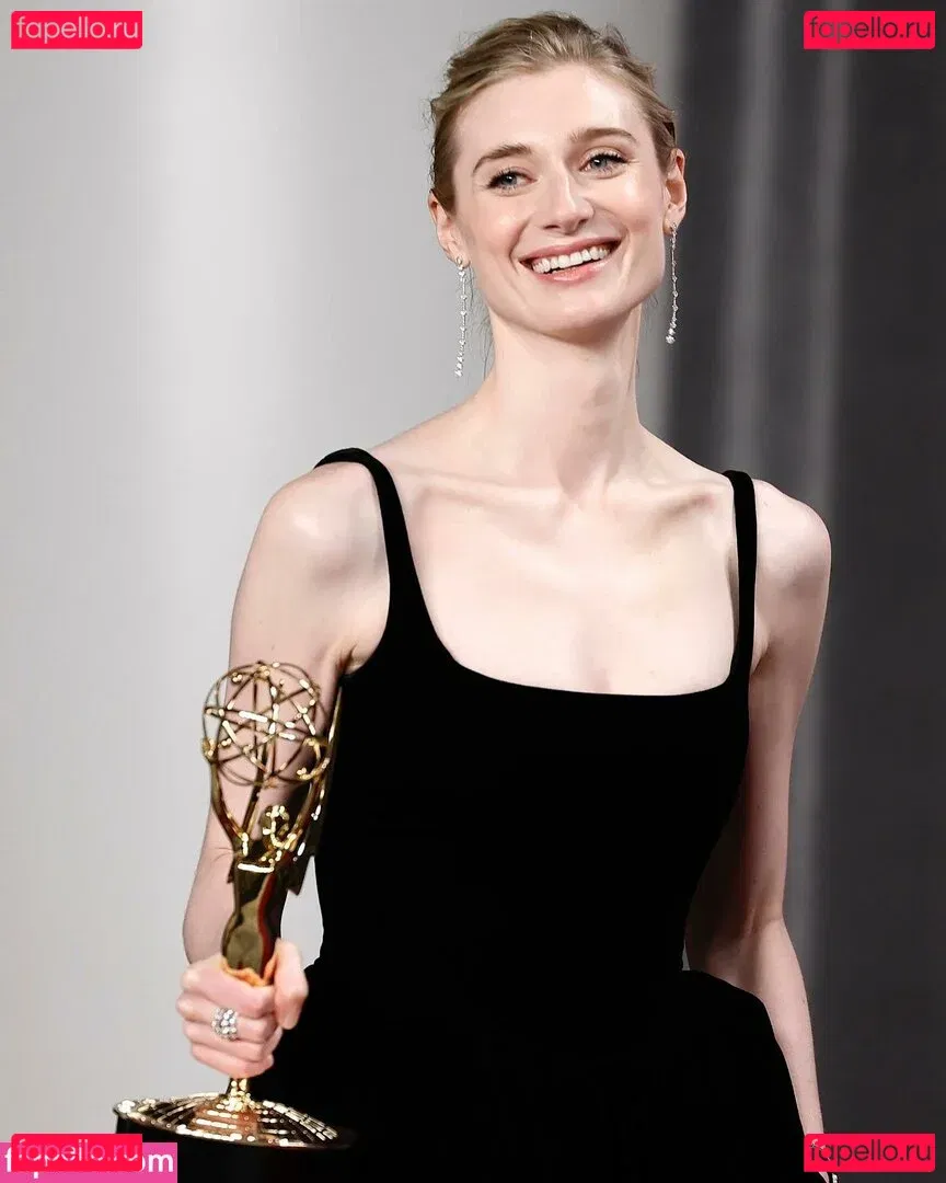 Elizabeth Debicki Onlyfans Photo Gallery 