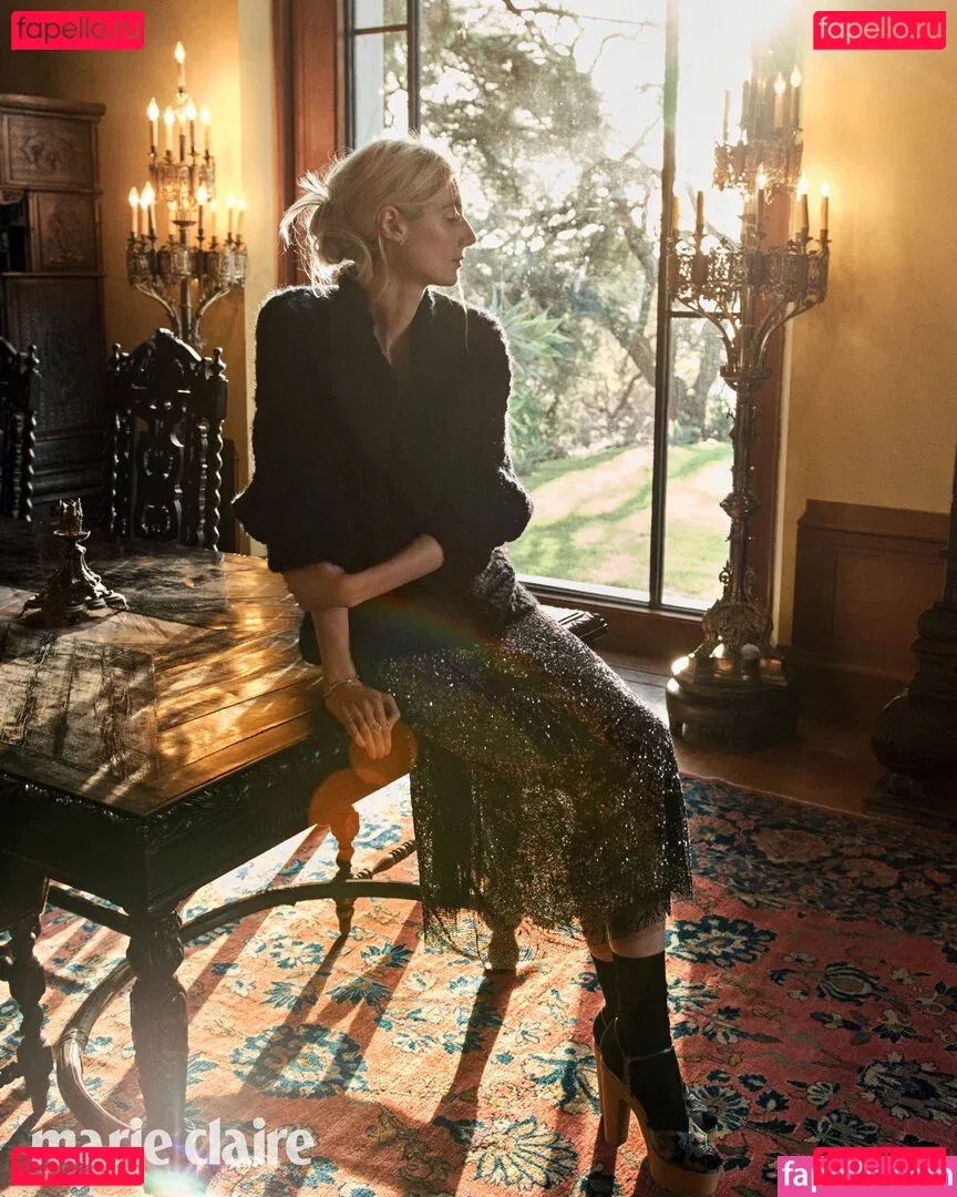 Elizabeth Debicki Onlyfans Photo Gallery 