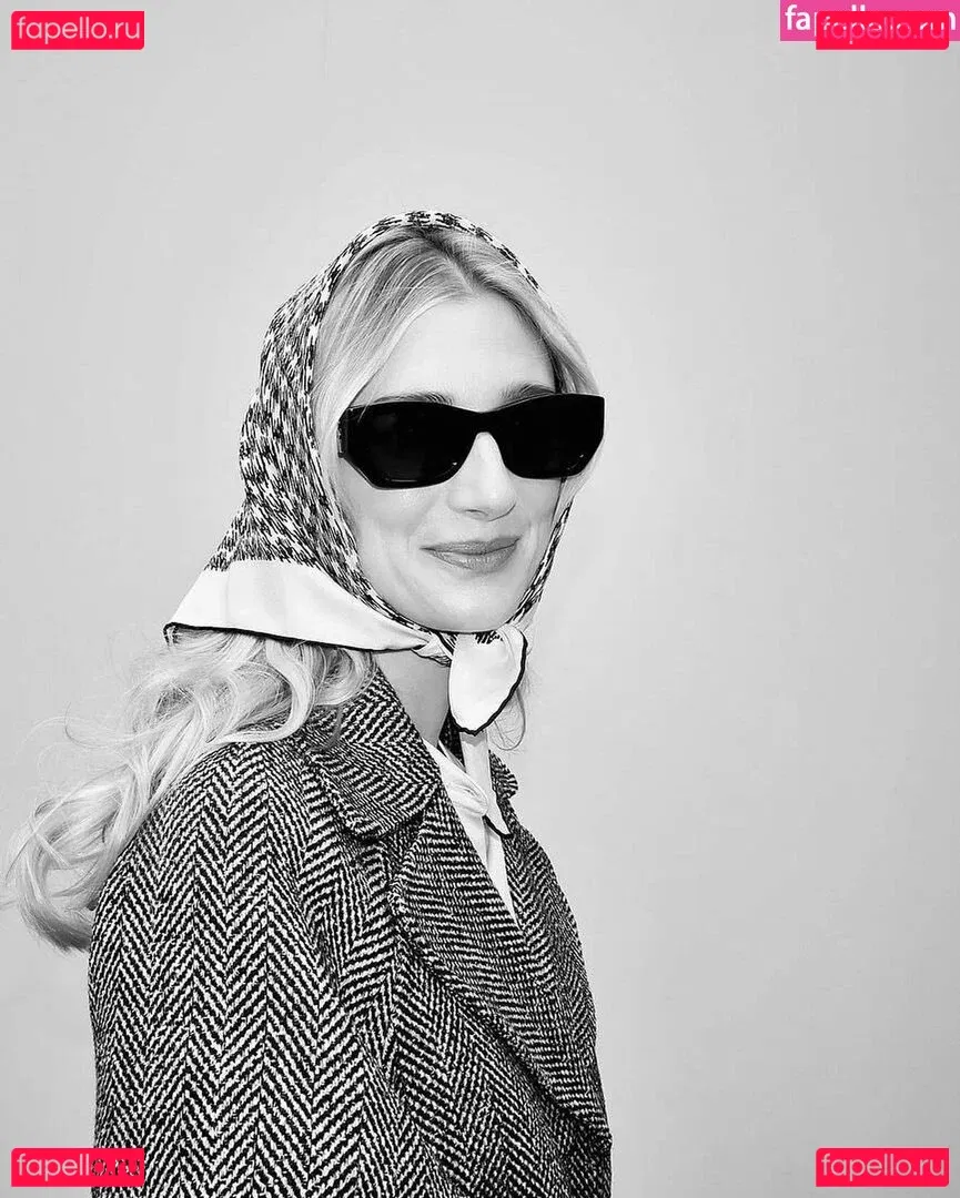 Elizabeth Debicki Onlyfans Photo Gallery 