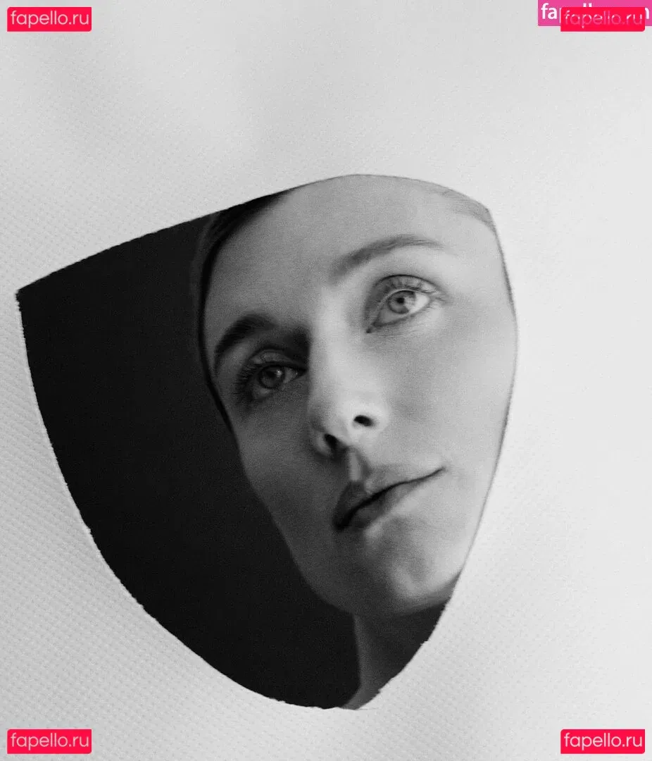 Elizabeth Debicki Onlyfans Photo Gallery 