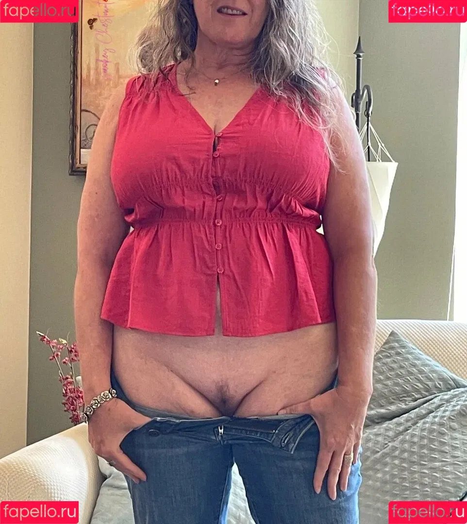 Smokey Chestnut Onlyfans Photo Gallery 