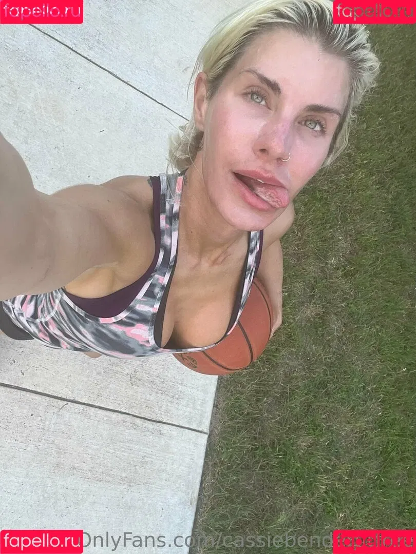 cassiebenderfitfree Onlyfans Photo Gallery 