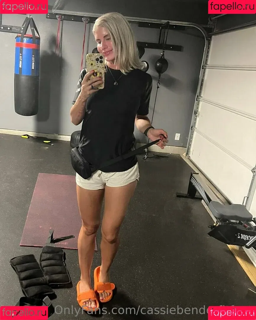 cassiebenderfitfree Onlyfans Photo Gallery 