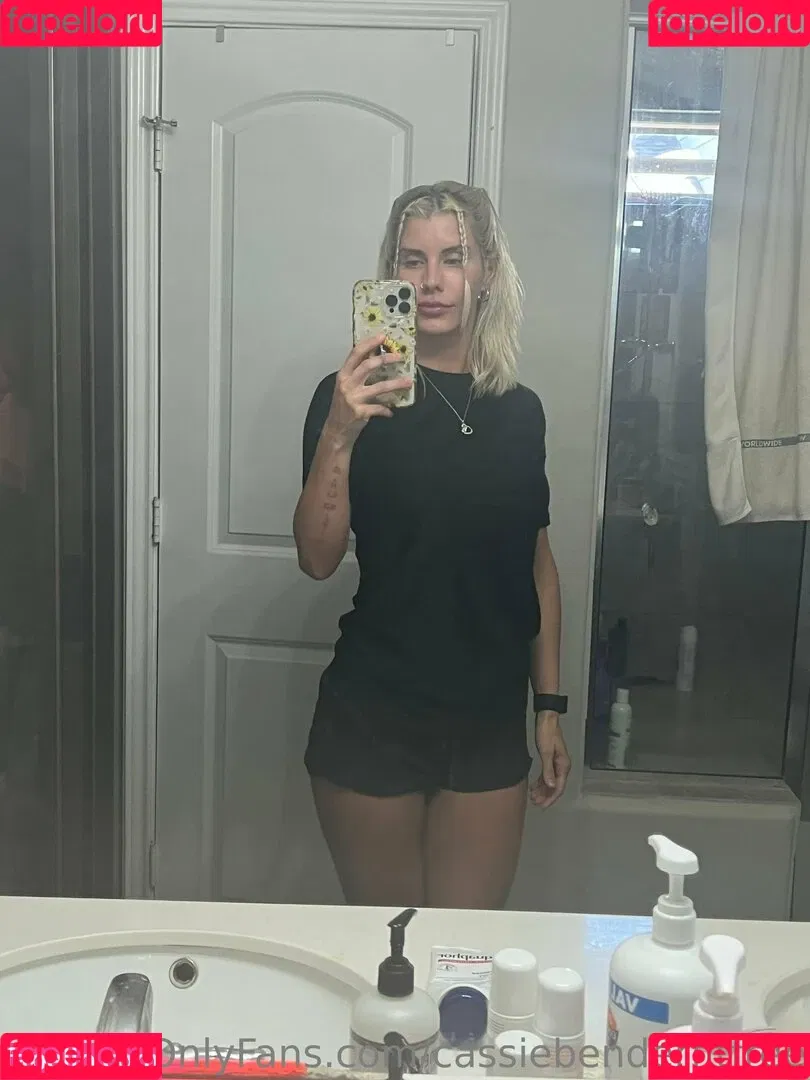cassiebenderfitfree Onlyfans Photo Gallery 