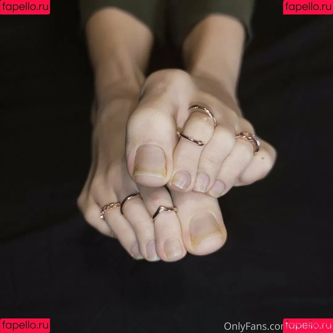 torislegs Onlyfans Photo Gallery 