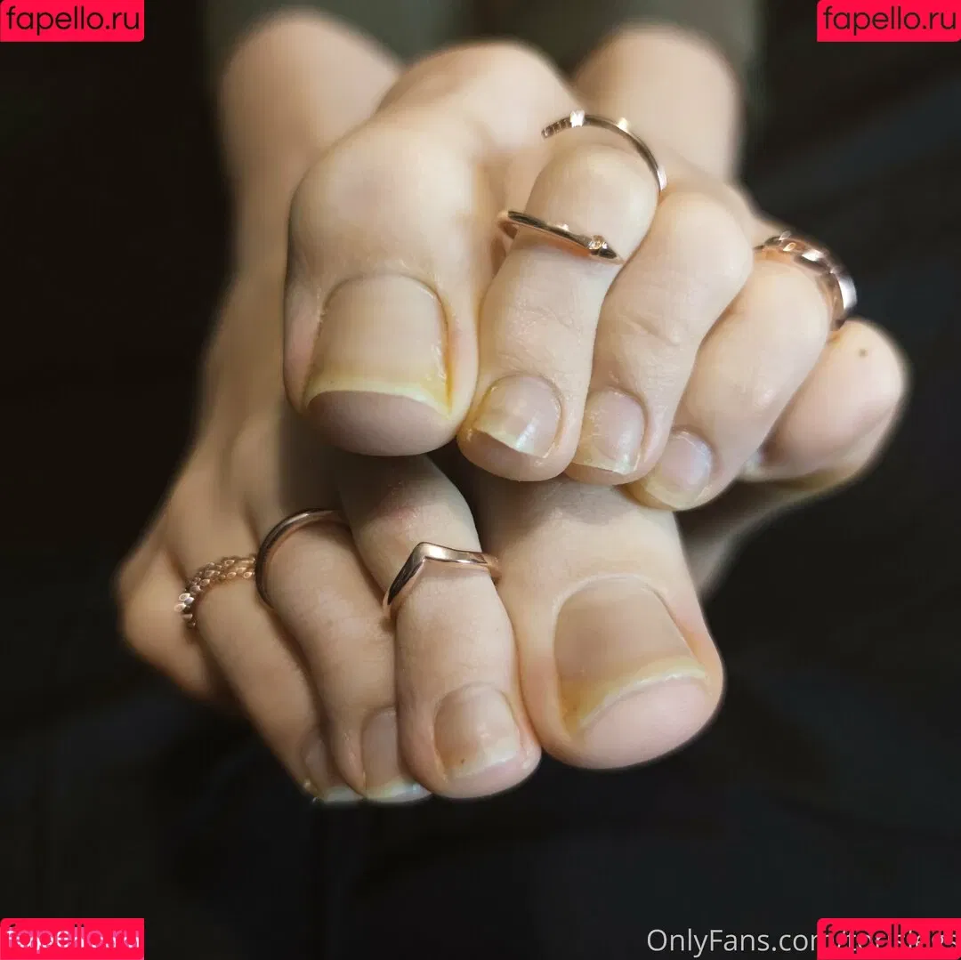 torislegs Onlyfans Photo Gallery 