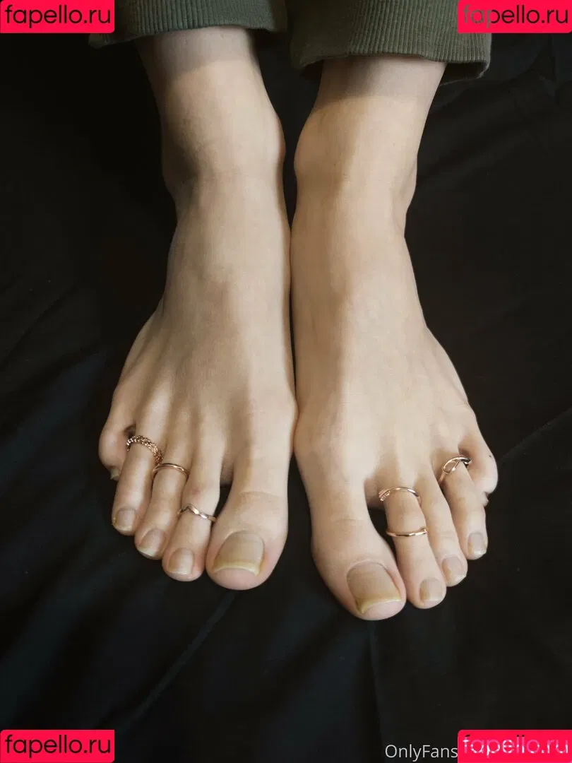 torislegs Onlyfans Photo Gallery 