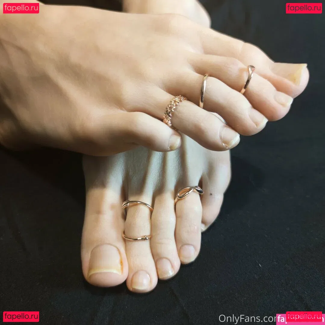 torislegs Onlyfans Photo Gallery 