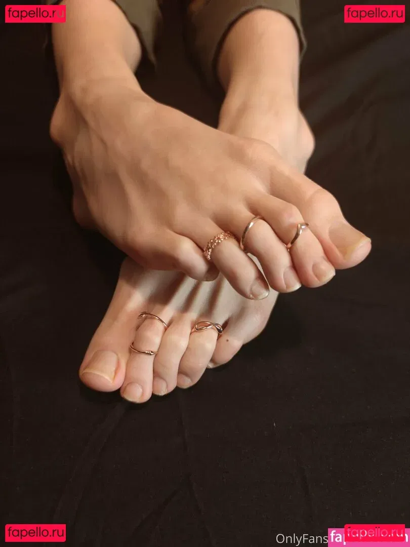 torislegs Onlyfans Photo Gallery 