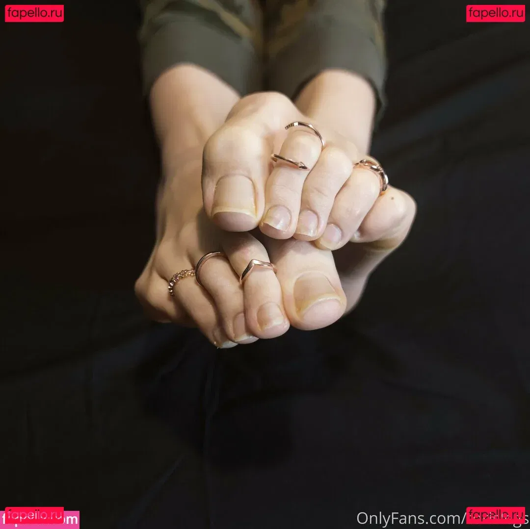 torislegs Onlyfans Photo Gallery 