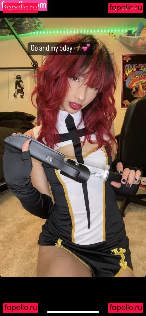 Yourtokengirl Onlyfans Photo Gallery 