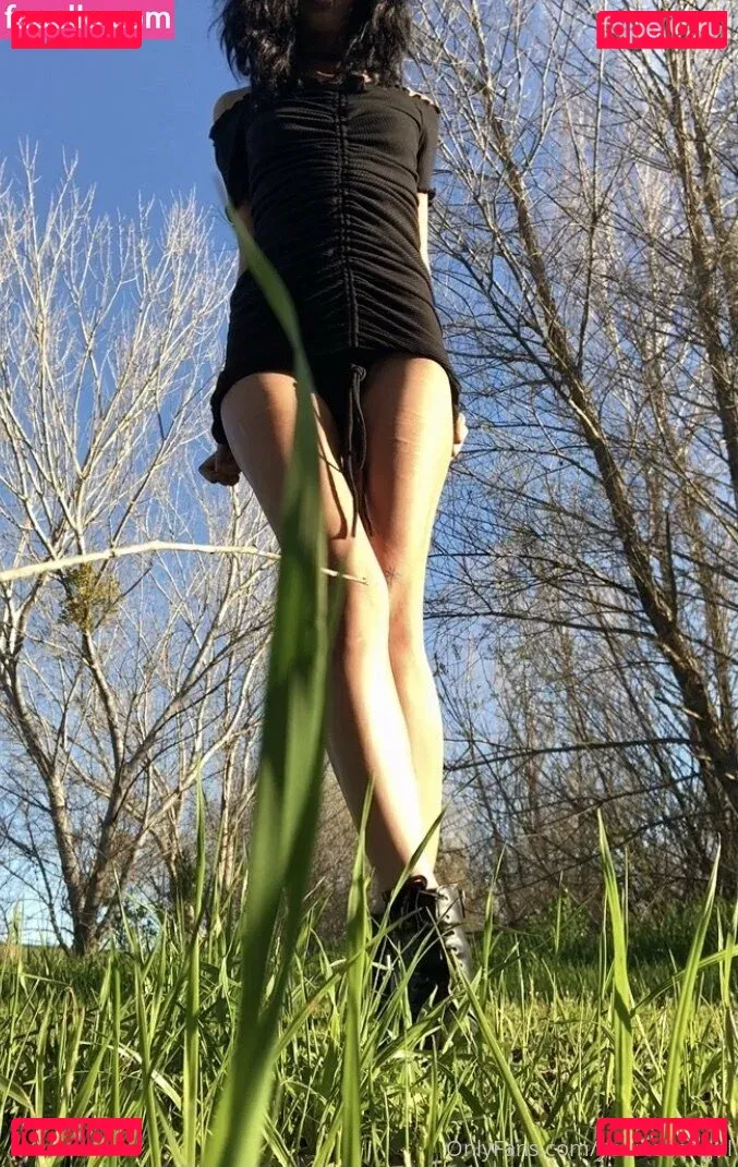 Yourtokengirl Onlyfans Photo Gallery 