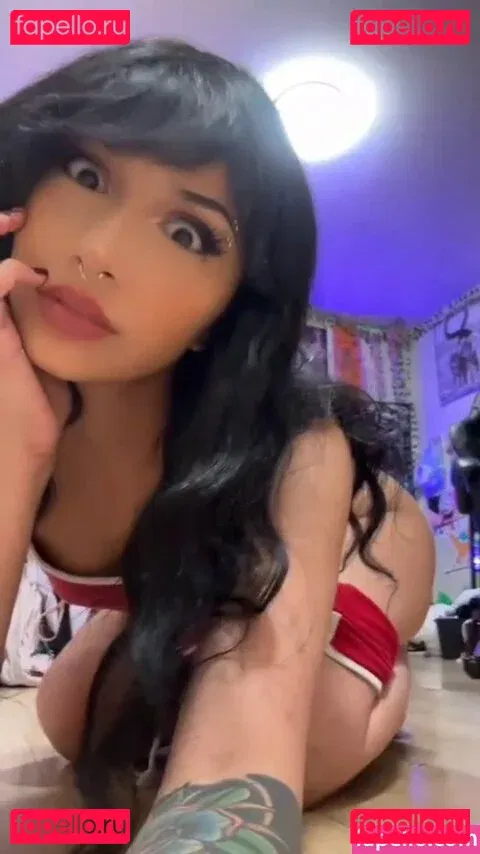 Yourtokengirl Onlyfans Photo Gallery 