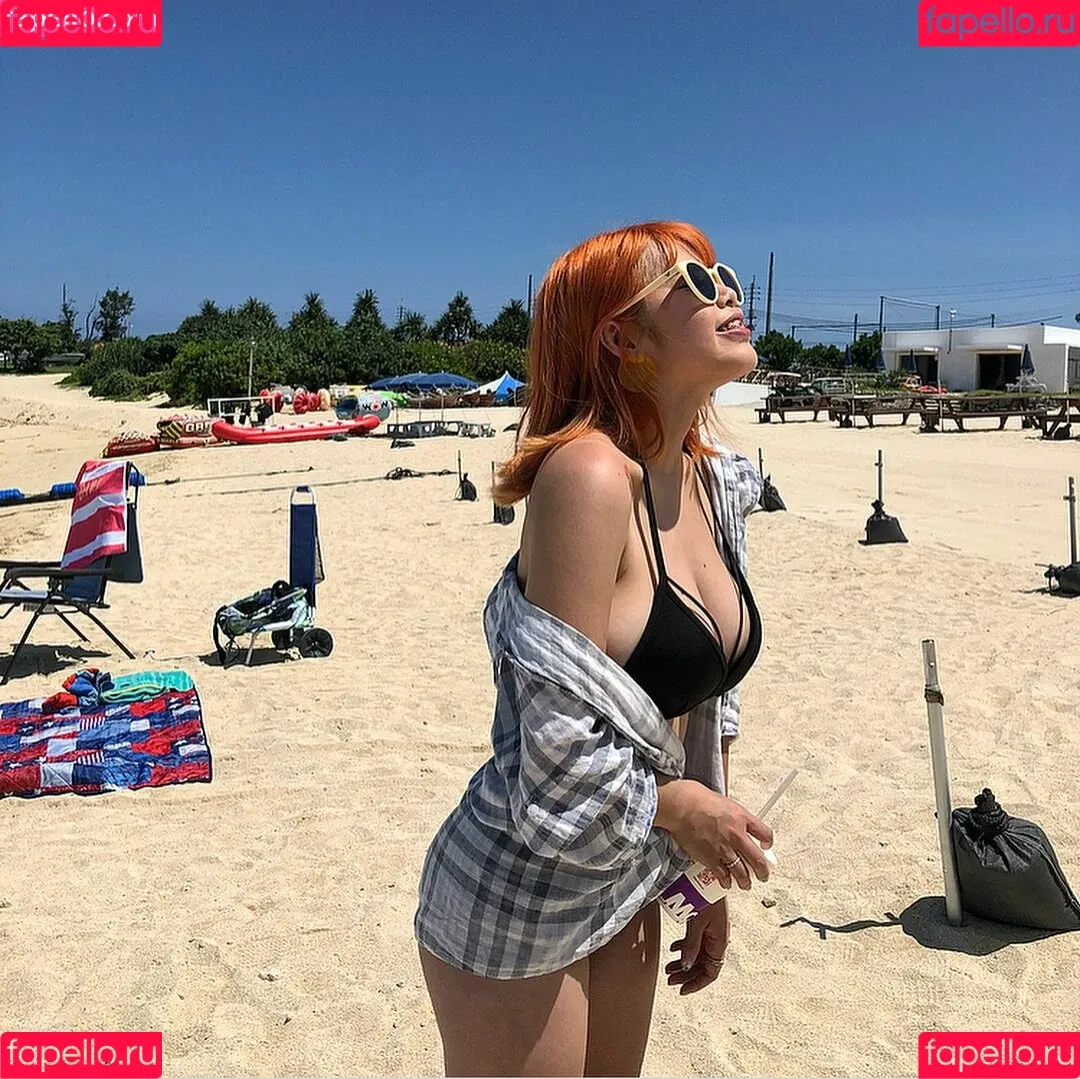 Chen Onlyfans Photo Gallery 