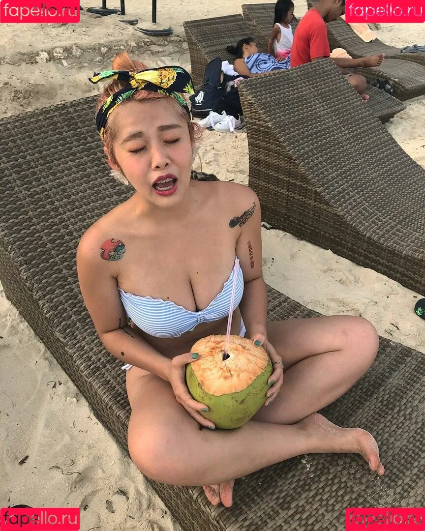 Chen Onlyfans Photo Gallery 