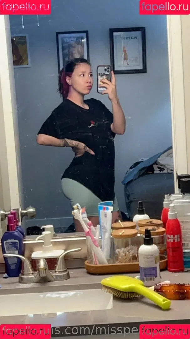 misspeachtea1 Onlyfans Photo Gallery 