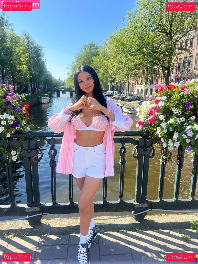 bellapussy25 Onlyfans Photo Gallery 