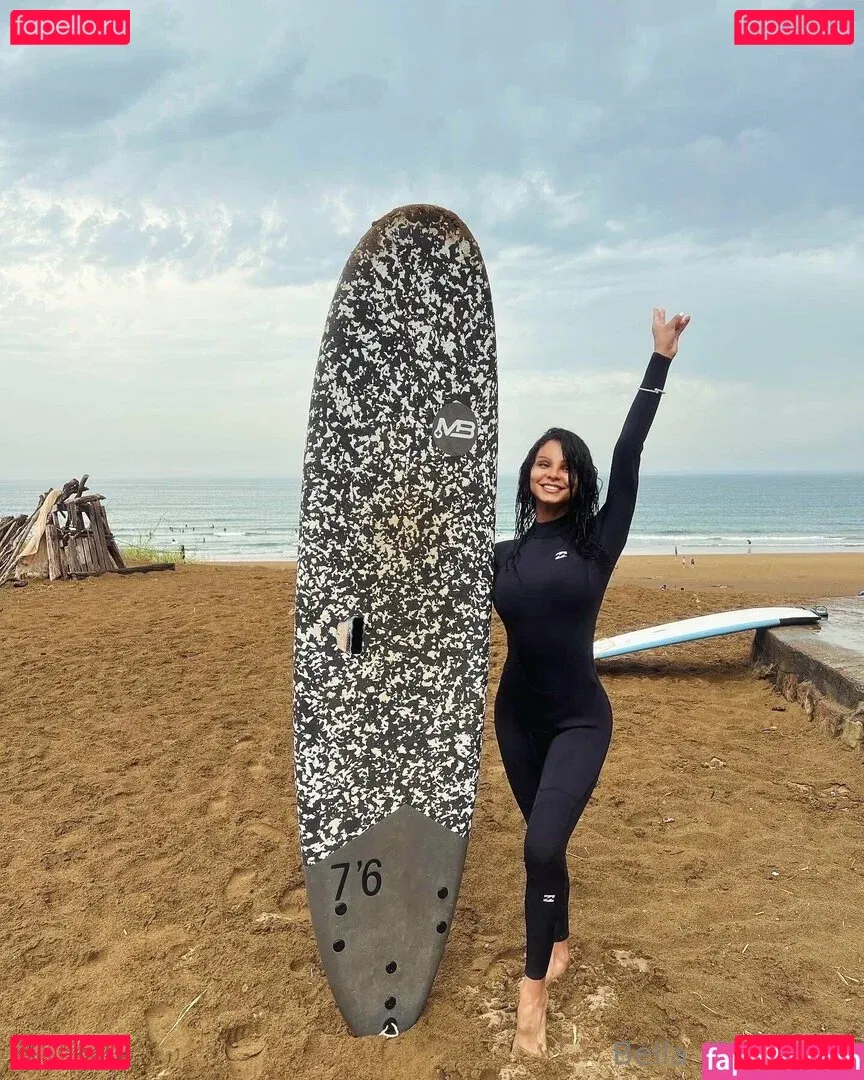 bellapussy25 Onlyfans Photo Gallery 