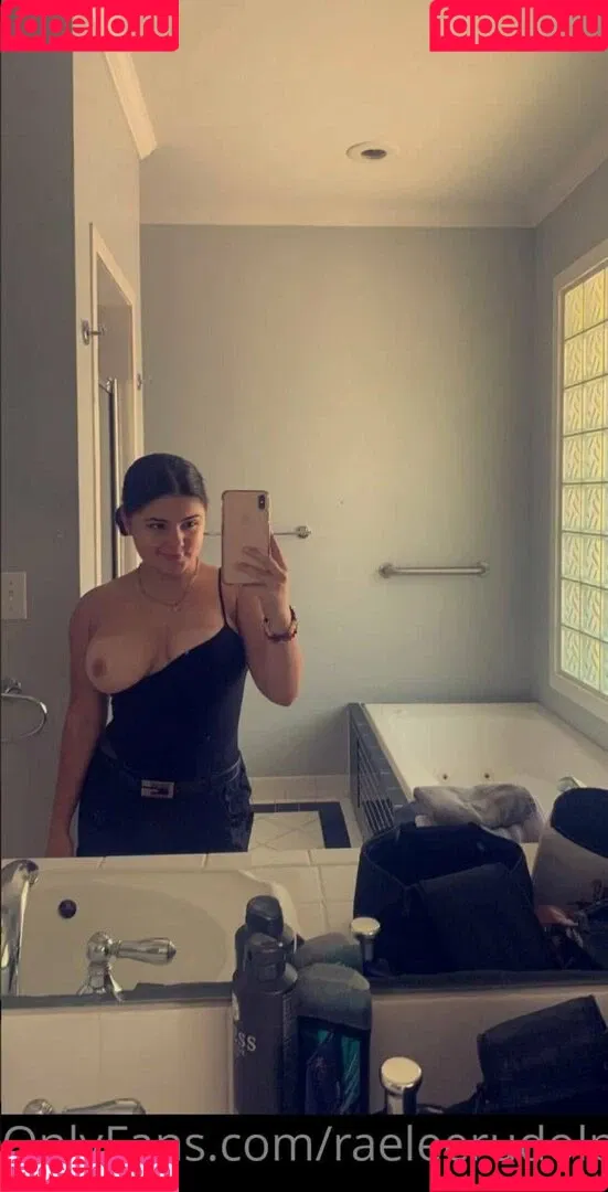 Raelee Rudolph Onlyfans Photo Gallery 
