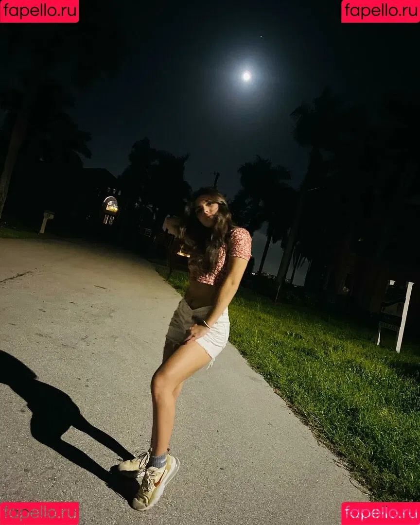 Raelee Rudolph Onlyfans Photo Gallery 