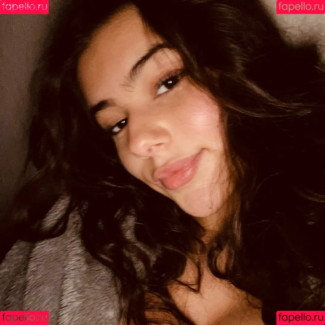 Raelee Rudolph Onlyfans Photo Gallery 