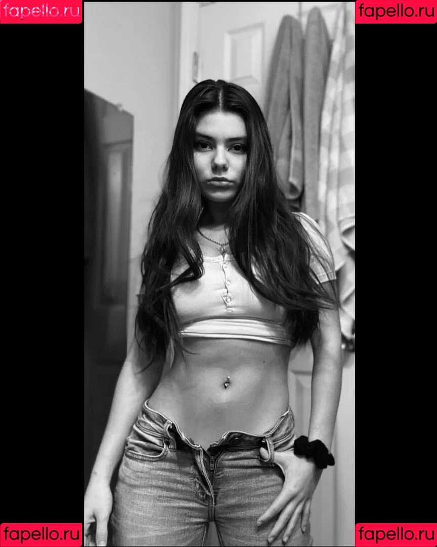 Raelee Rudolph Onlyfans Photo Gallery 