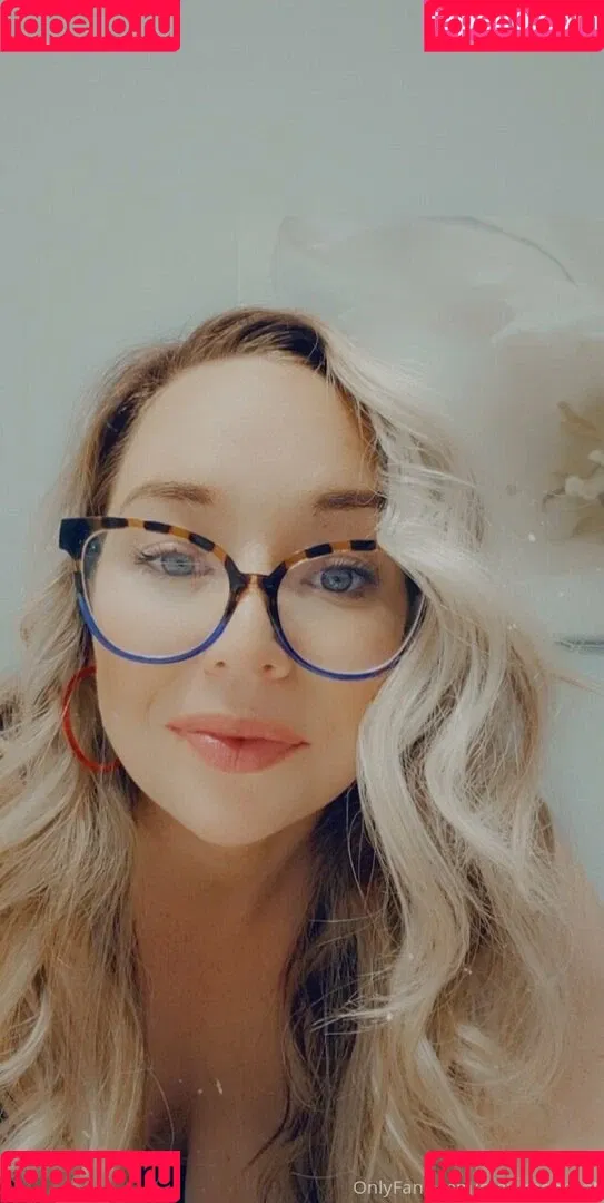 marymoonkat Onlyfans Photo Gallery 