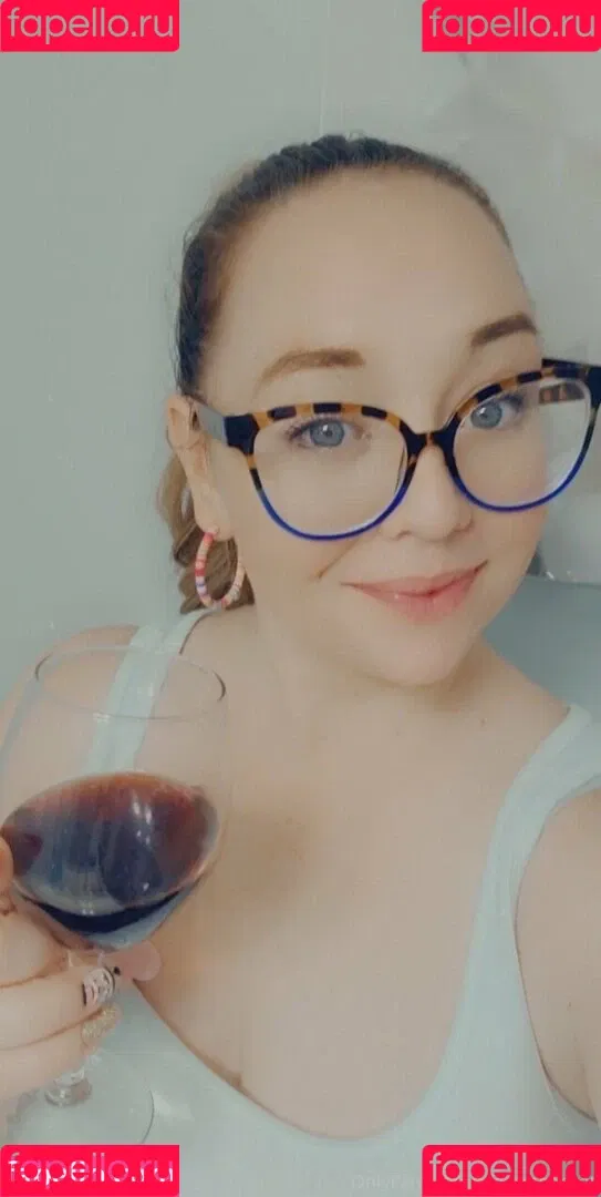 marymoonkat Onlyfans Photo Gallery 