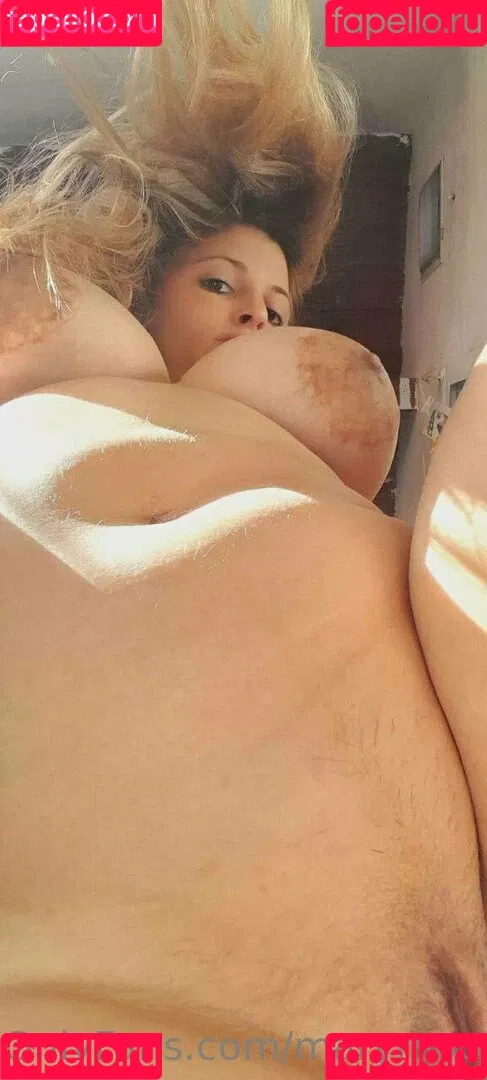 marymoonkat Onlyfans Photo Gallery 