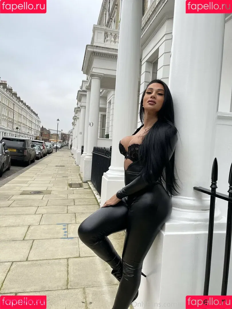 gabrielladecarvalho Onlyfans Photo Gallery 