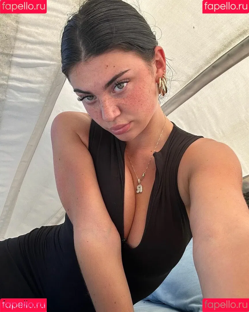 Riley L Onlyfans Photo Gallery 