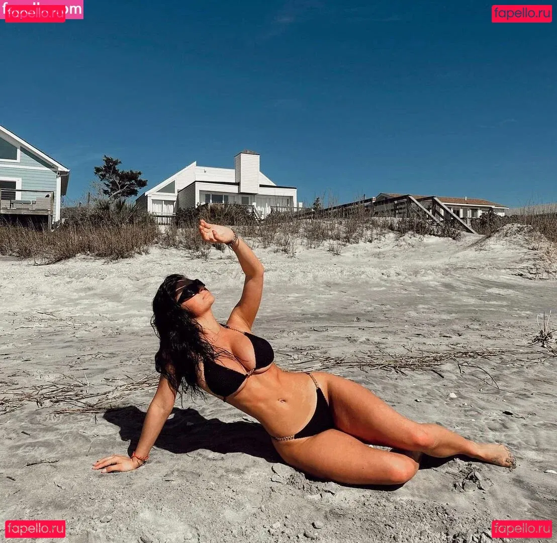 Riley L Onlyfans Photo Gallery 