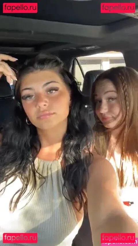 Riley L Onlyfans Photo Gallery 