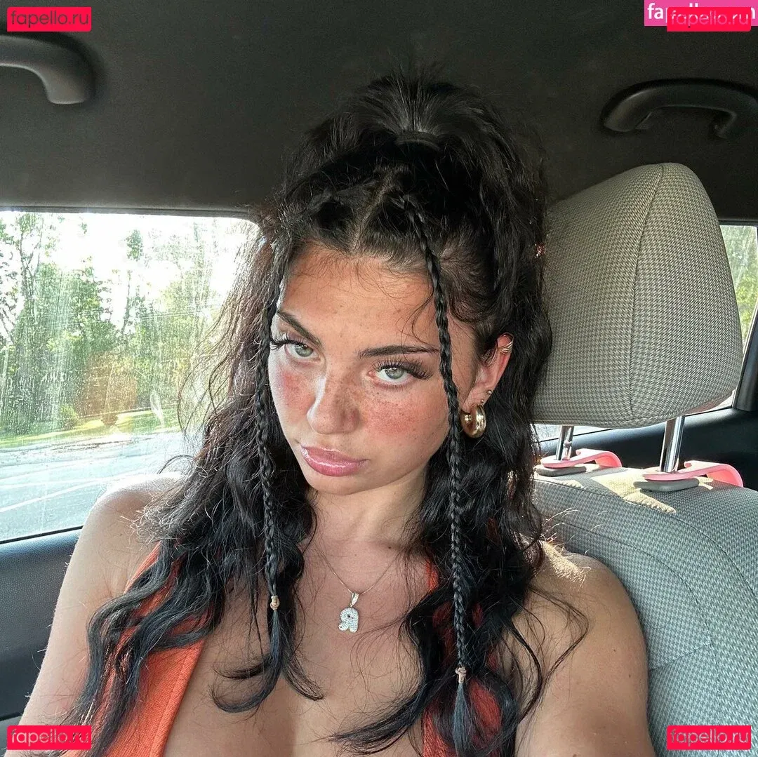 Riley L Onlyfans Photo Gallery 