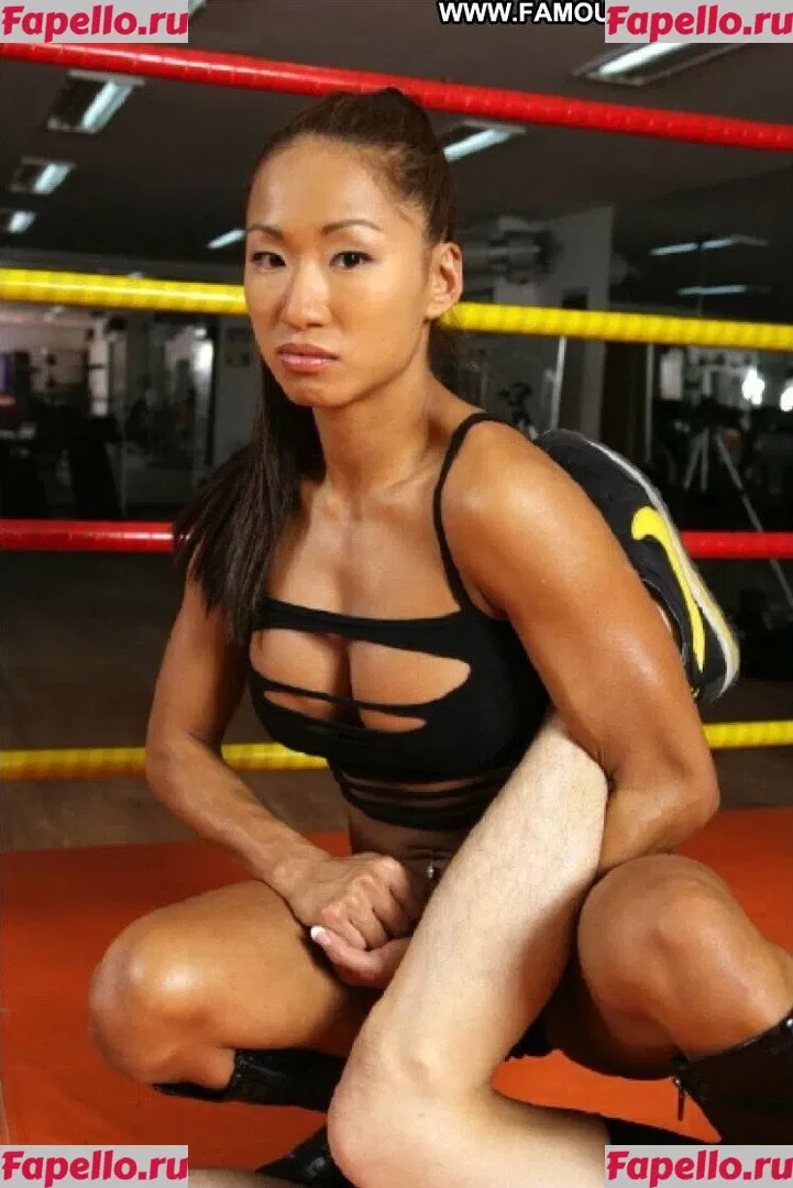 Gail Kim Onlyfans Photo Gallery 