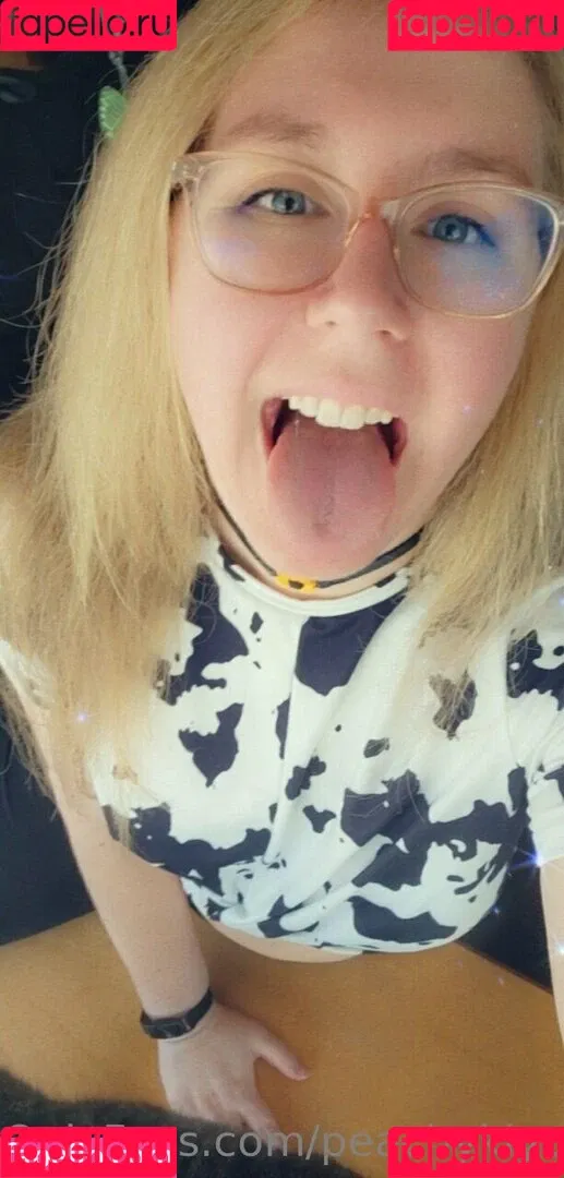 peachykiyomi Onlyfans Photo Gallery 