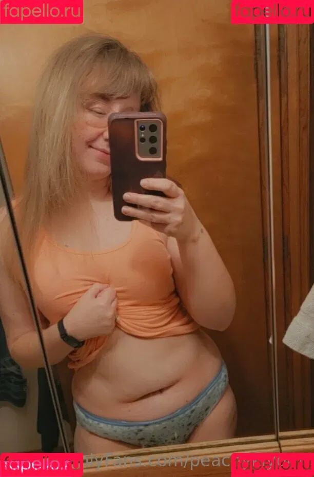 peachykiyomi Onlyfans Photo Gallery 