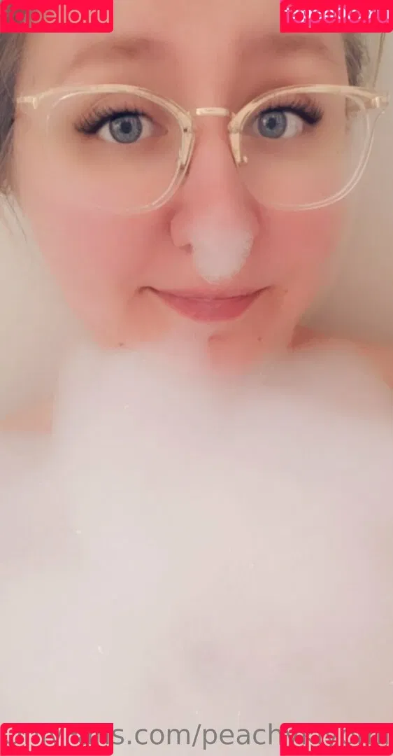 peachykiyomi Onlyfans Photo Gallery 