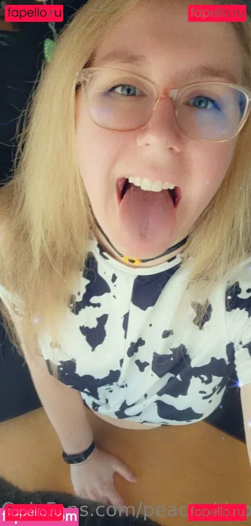 peachykiyomi Onlyfans Photo Gallery 