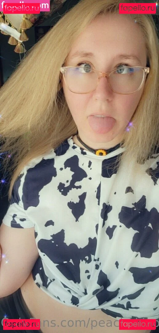 peachykiyomi Onlyfans Photo Gallery 