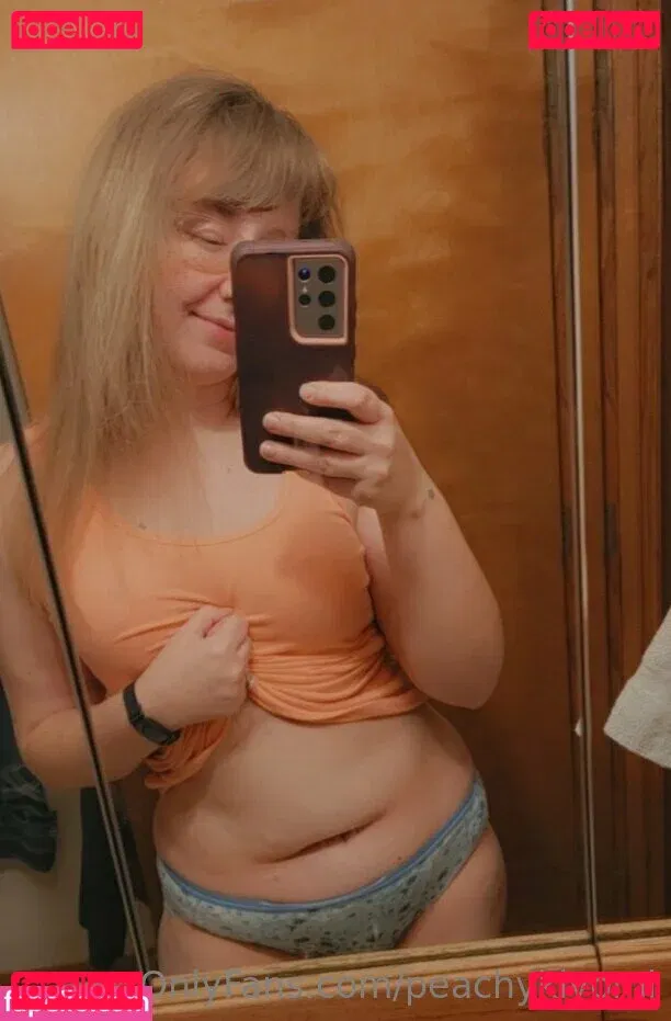 peachykiyomi Onlyfans Photo Gallery 