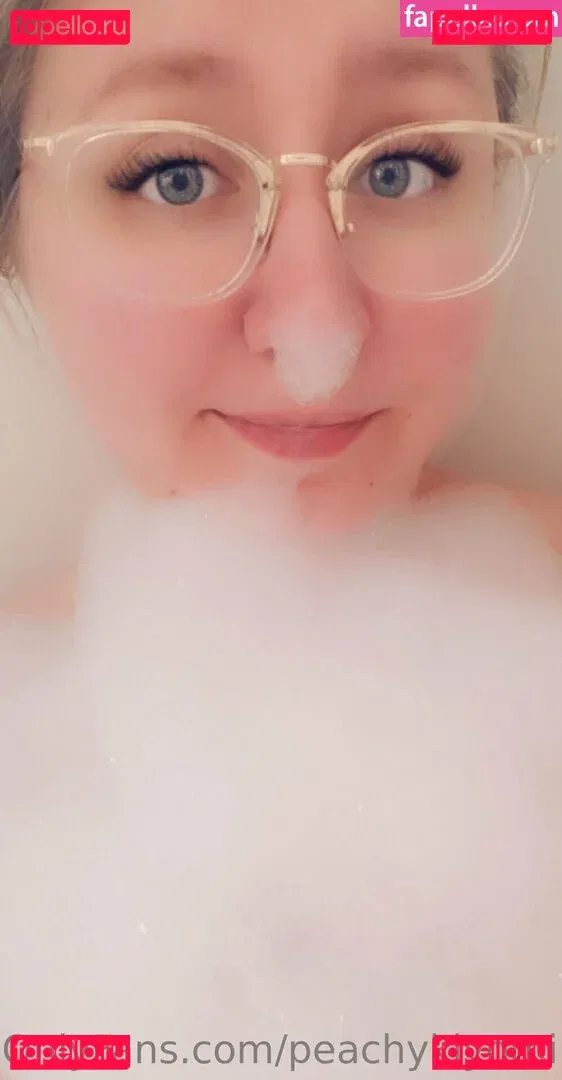 peachykiyomi Onlyfans Photo Gallery 